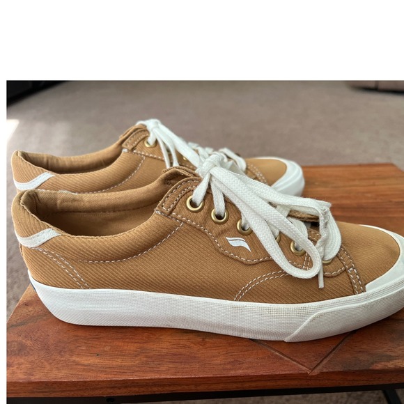 Keds Kids' Canvas Sneakers, Lace Up, Casual‎ Shoes, Tan, White Trim Size 5.5 - Picture 8 of 13